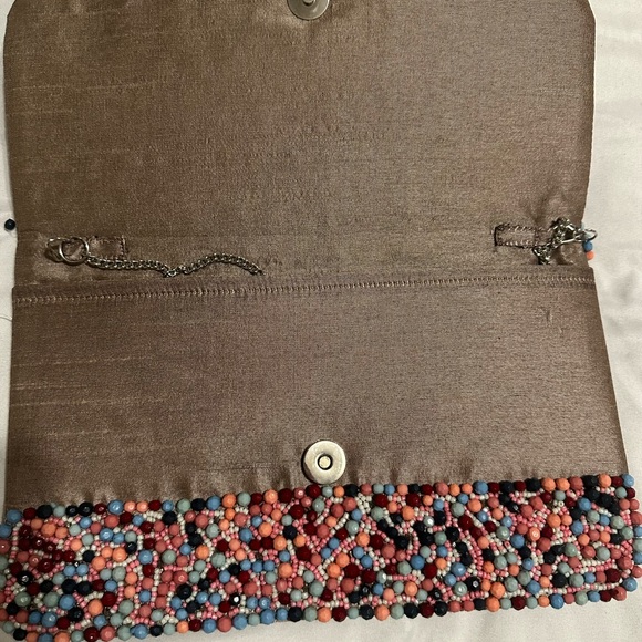 Clutch - Picture 2 of 3